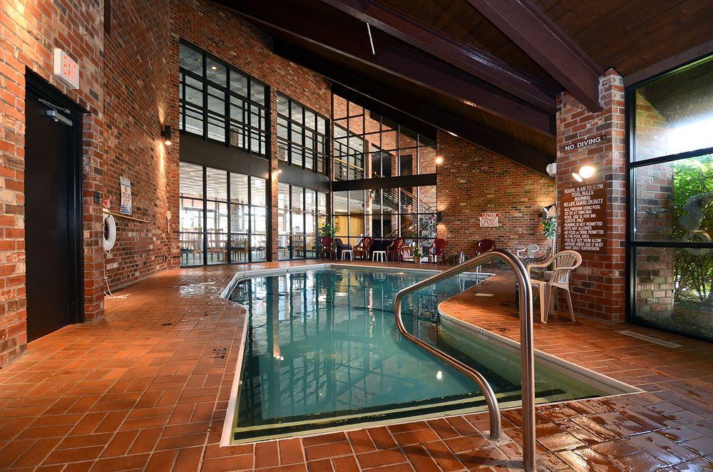 Clarion Pointe Bloomington-Normal Near I-55 And University Ngoại thất bức ảnh
