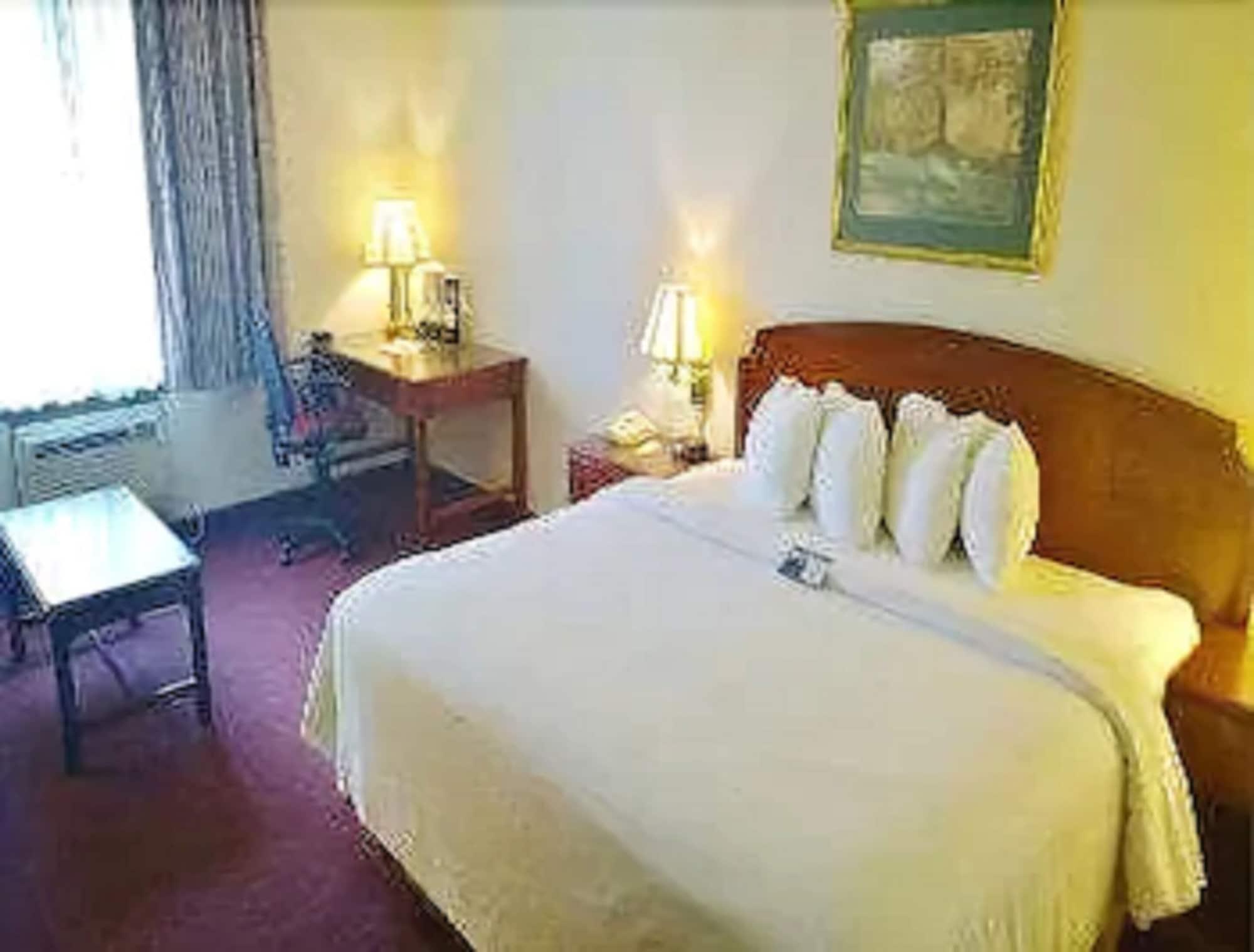Clarion Pointe Bloomington-Normal Near I-55 And University Ngoại thất bức ảnh