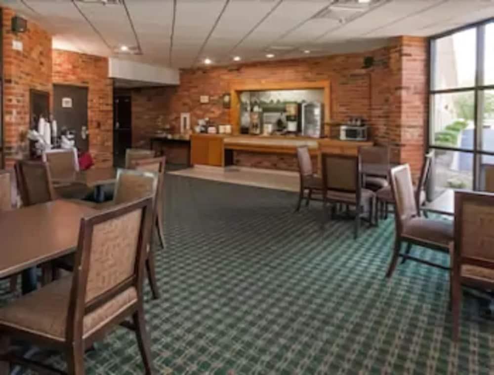 Clarion Pointe Bloomington-Normal Near I-55 And University Ngoại thất bức ảnh