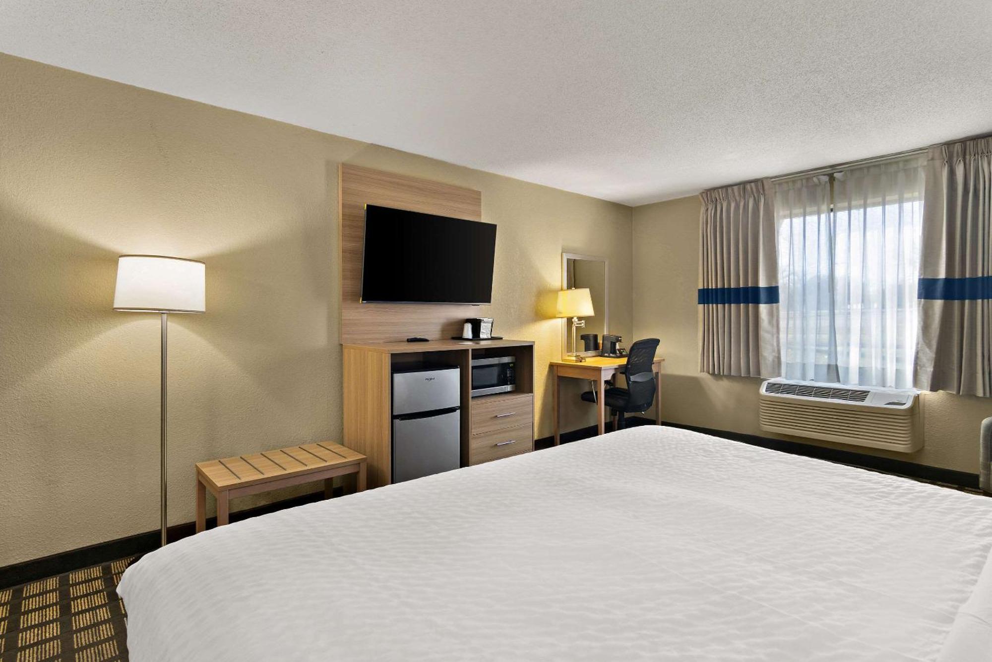Clarion Pointe Bloomington-Normal Near I-55 And University Ngoại thất bức ảnh