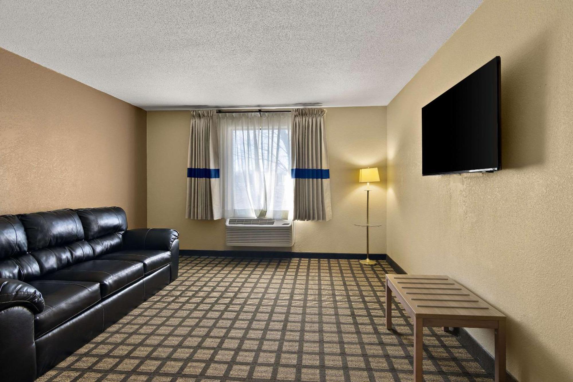 Clarion Pointe Bloomington-Normal Near I-55 And University Ngoại thất bức ảnh