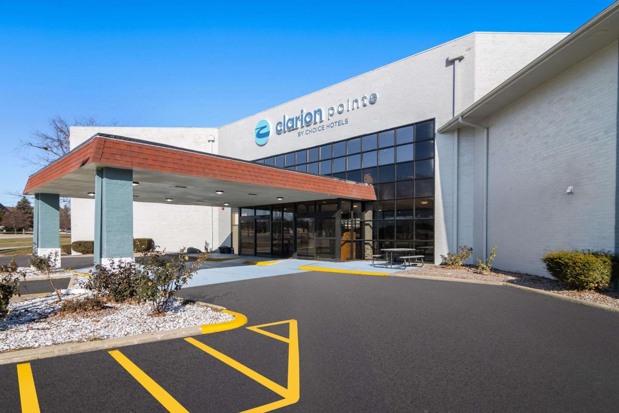 Clarion Pointe Bloomington-Normal Near I-55 And University Ngoại thất bức ảnh