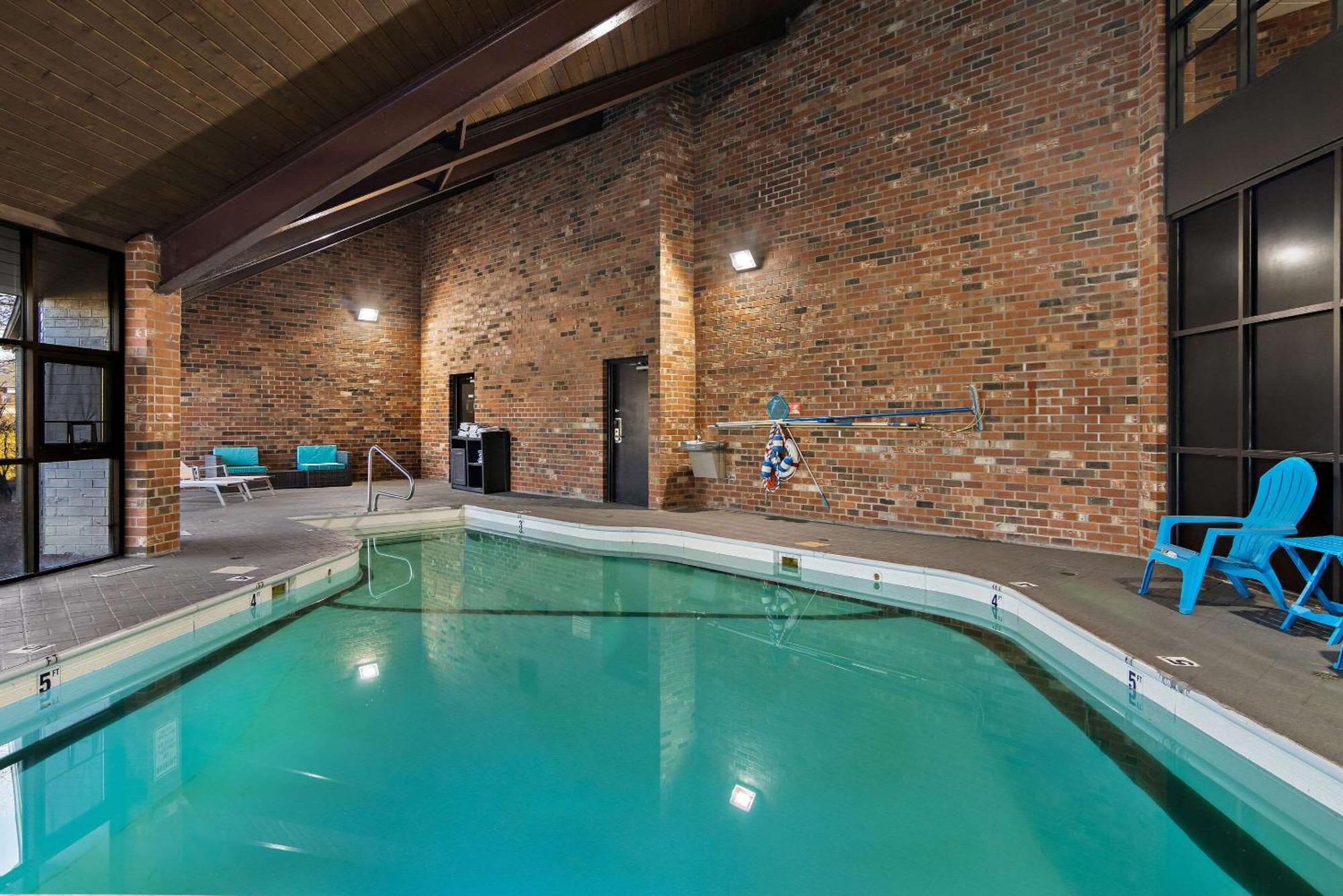 Clarion Pointe Bloomington-Normal Near I-55 And University Ngoại thất bức ảnh