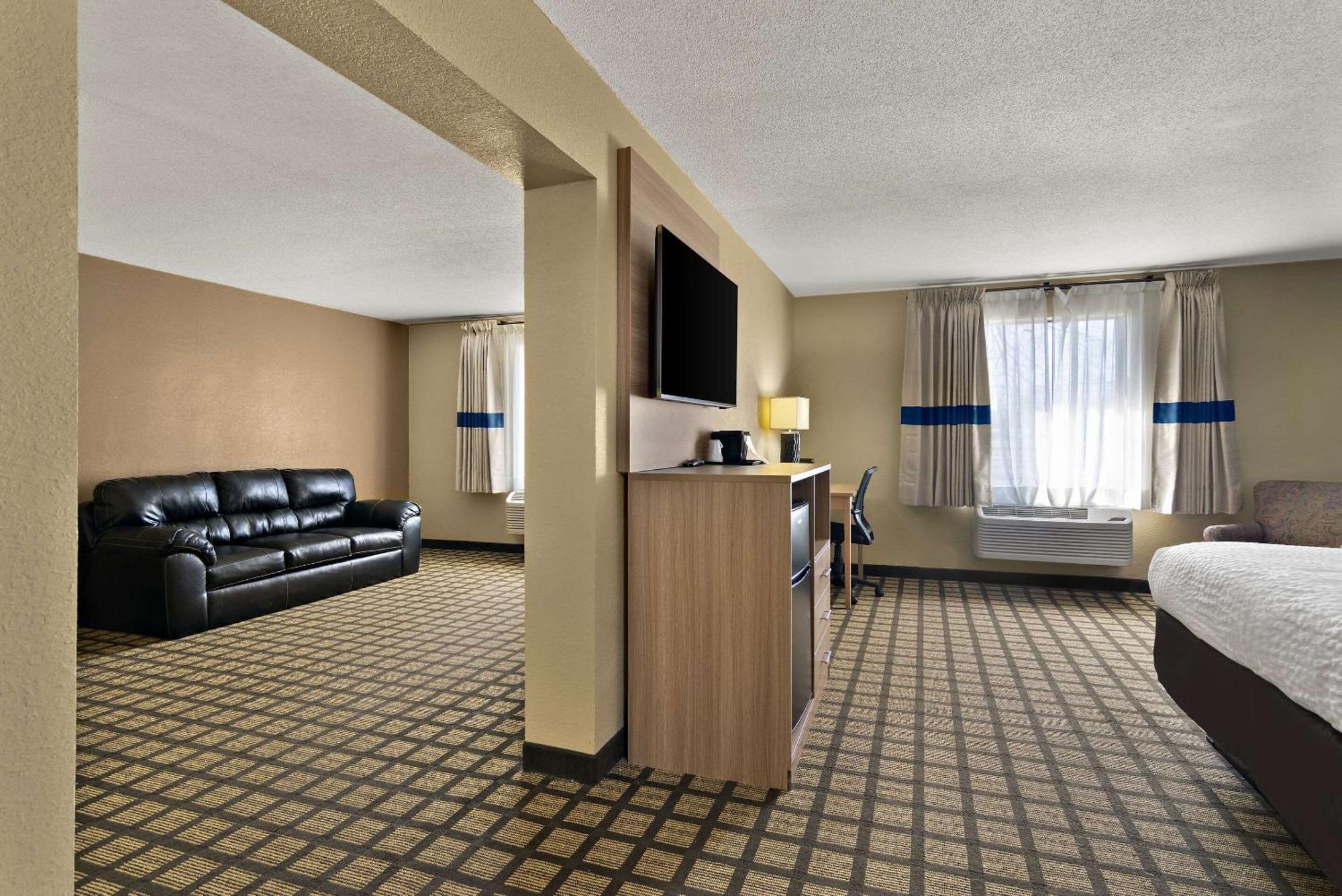 Clarion Pointe Bloomington-Normal Near I-55 And University Ngoại thất bức ảnh