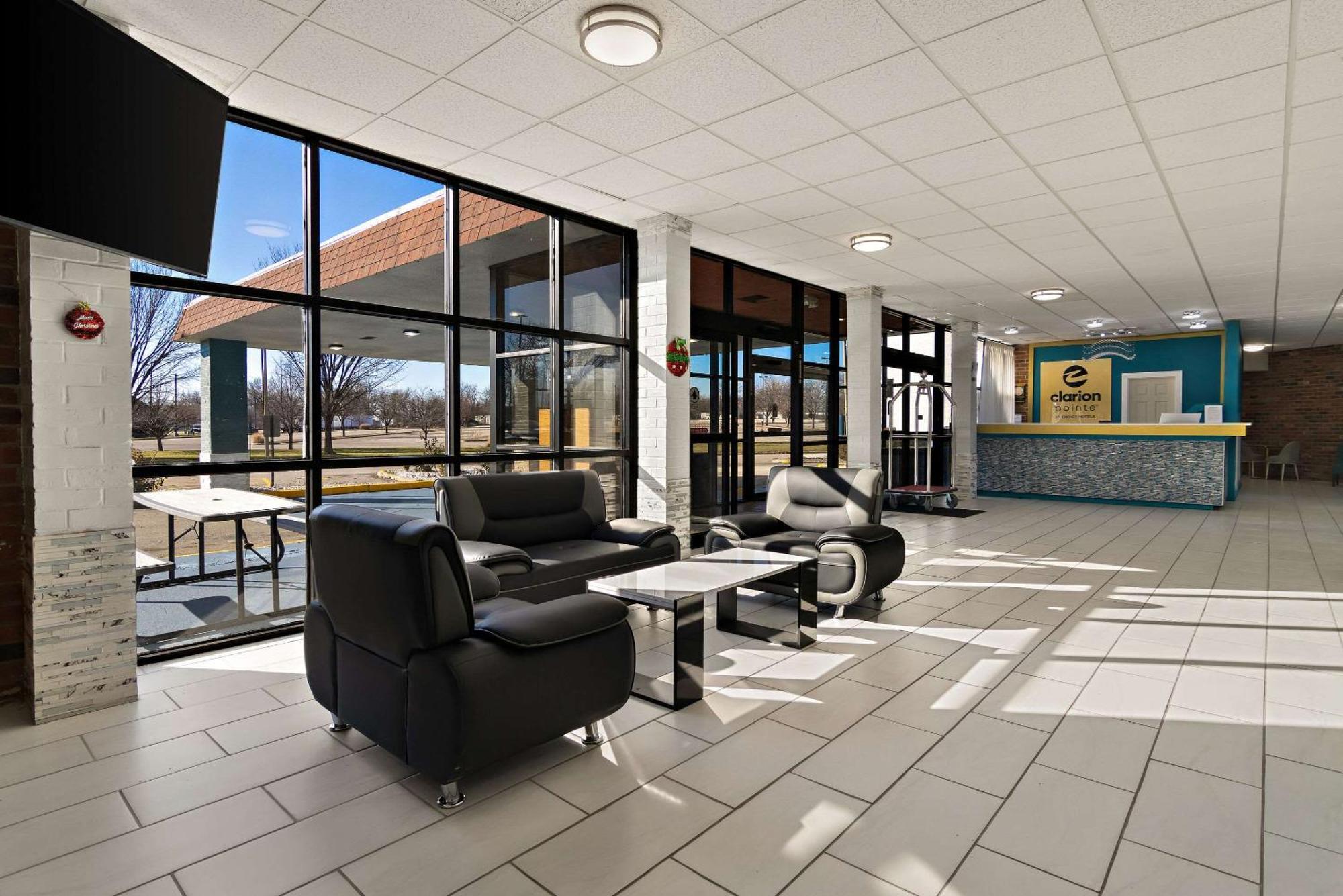Clarion Pointe Bloomington-Normal Near I-55 And University Ngoại thất bức ảnh